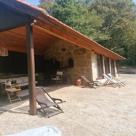 Quinta De Linhares * Oliveira (Braga)